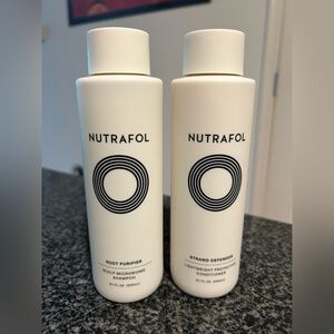 Nutrafol Hair Treatment Set: Shampoo & Conditioner